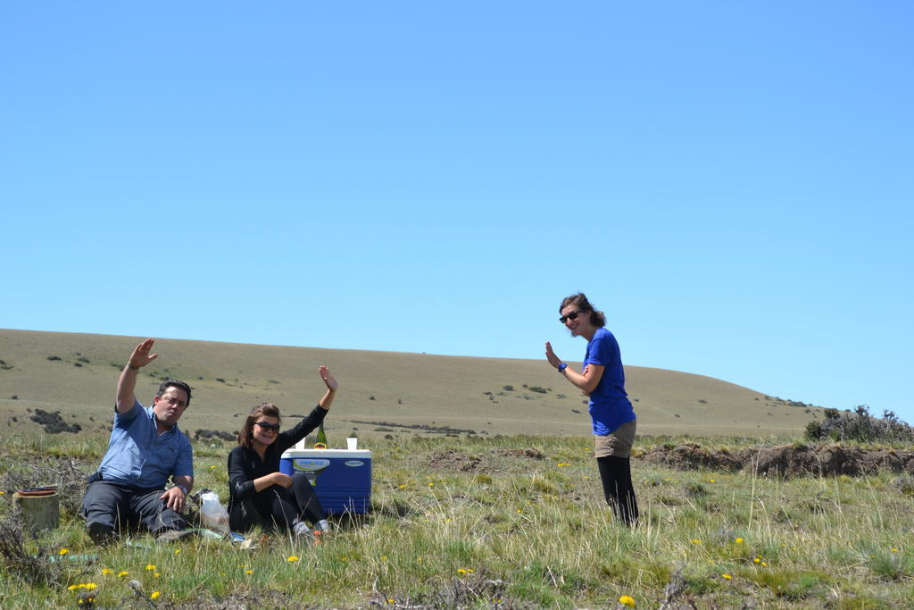 Camping Y Hostal El Ovejero El Calafate Bagian luar foto