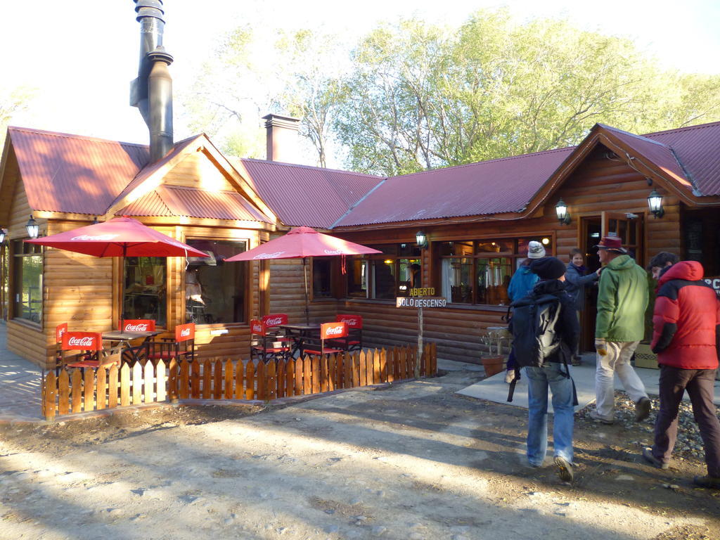 Camping Y Hostal El Ovejero El Calafate Bagian luar foto