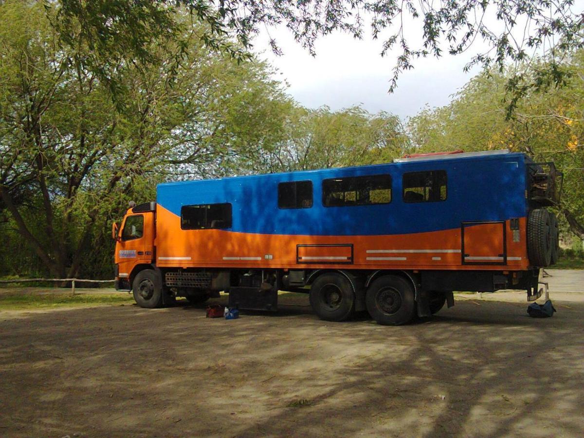 Camping Y Hostal El Ovejero El Calafate Bagian luar foto