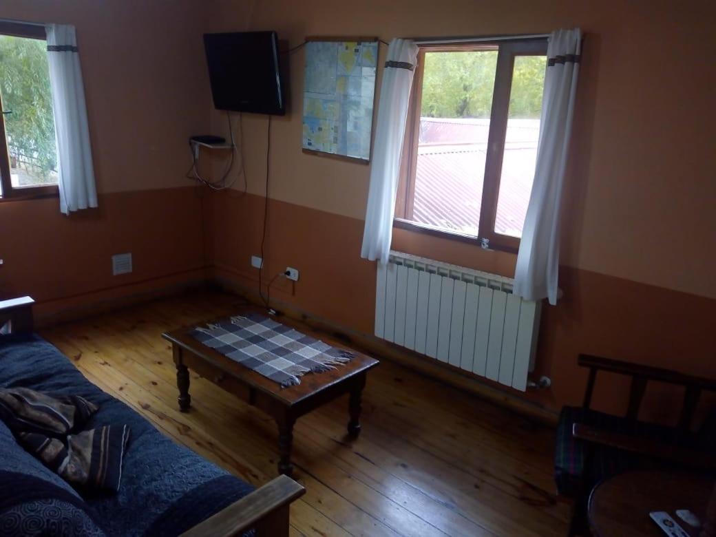 Camping Y Hostal El Ovejero El Calafate Bagian luar foto