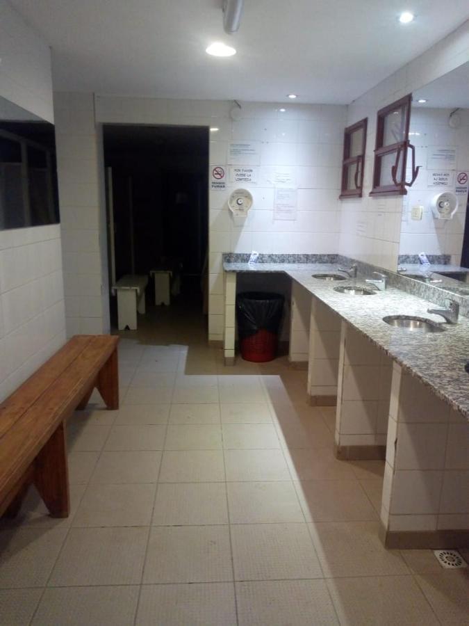 Camping Y Hostal El Ovejero El Calafate Bagian luar foto
